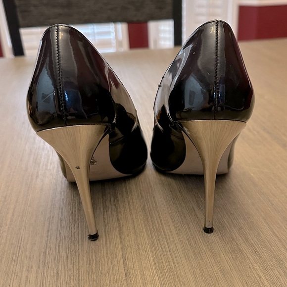 ⭐️2for$15⭐️ Rock & Republic chrome stilettos! - Picture 5 of 5